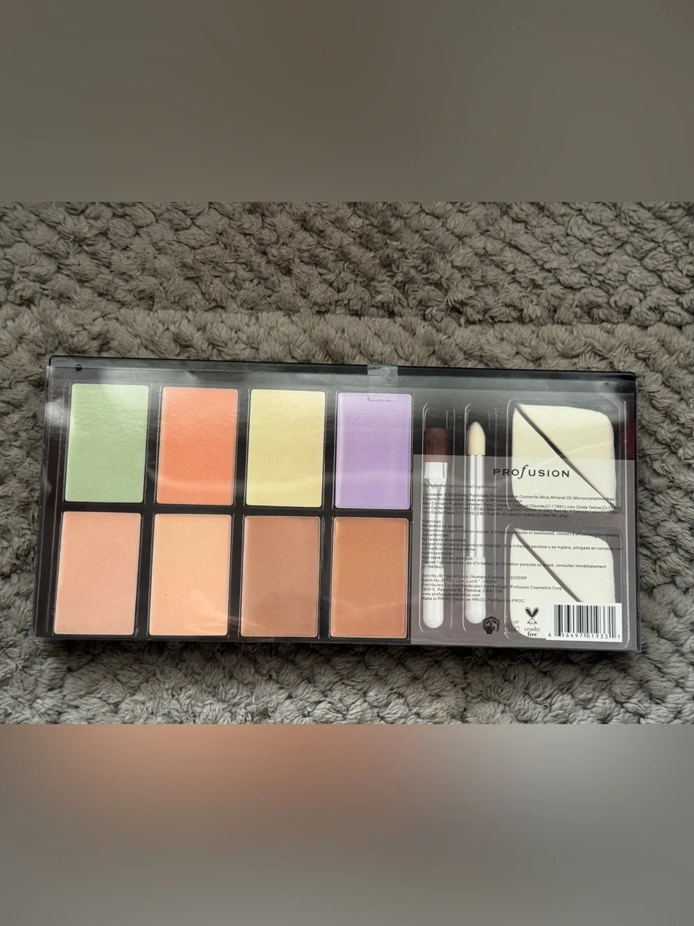 NEW PROFUSION CONCEAL PALLET 8 DIFFERENT MAKE UP CONCEALERS W/ BRUSHES & SPONGE